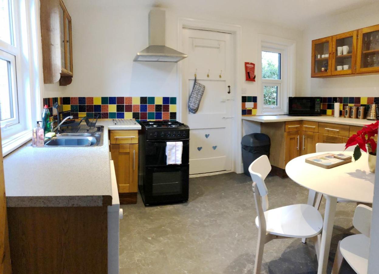Summer Breeze. 3-Bed Apartment Close To The Beach Bournemouth Exterior foto