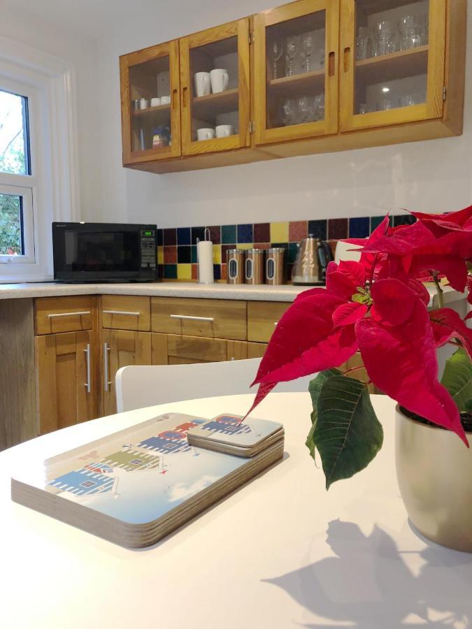 Summer Breeze. 3-Bed Apartment Close To The Beach Bournemouth Exterior foto