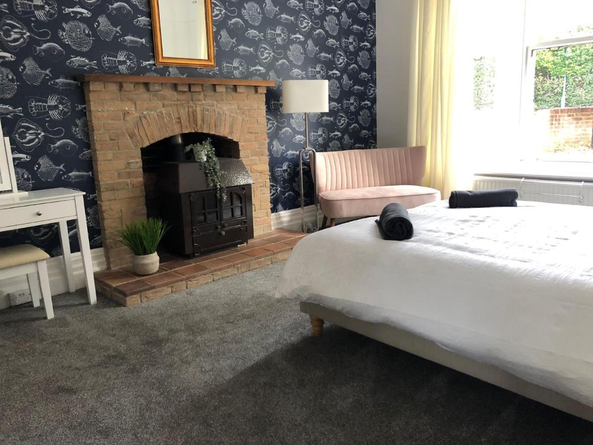 Summer Breeze. 3-Bed Apartment Close To The Beach Bournemouth Exterior foto